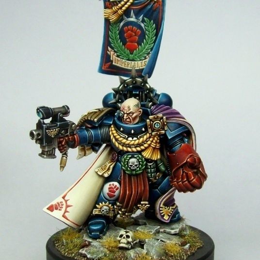 Crimson Fist Captain Visidar | Putty & Paint